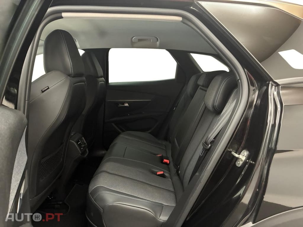 Peugeot 3008 1.6 Hybrid Allure Pack e-EAT8