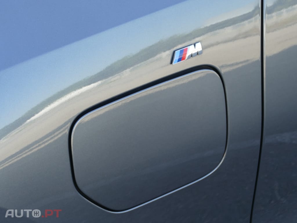 BMW 330 e Touring Pack M Auto