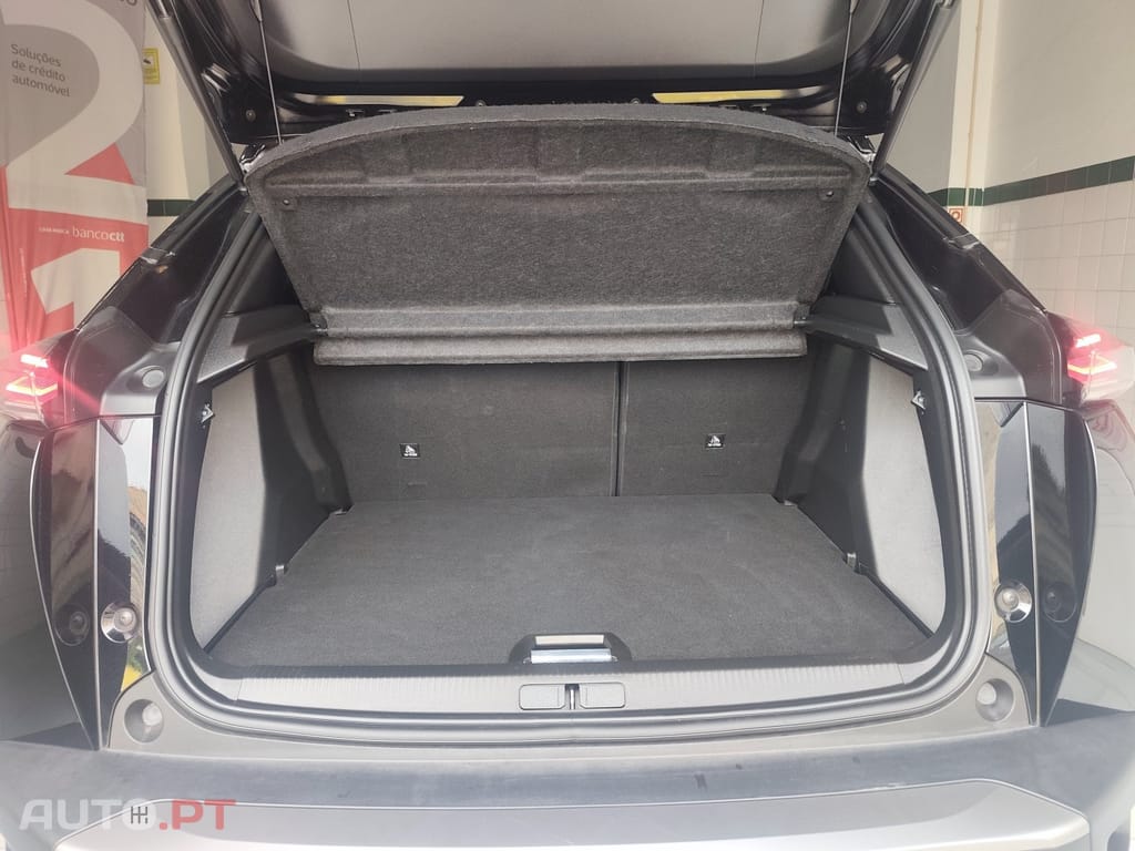 Peugeot 2008 1.2 PureTech Allure Pack