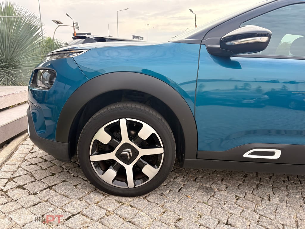 Citroen C4 Cactus 1.2 PureTech Shine