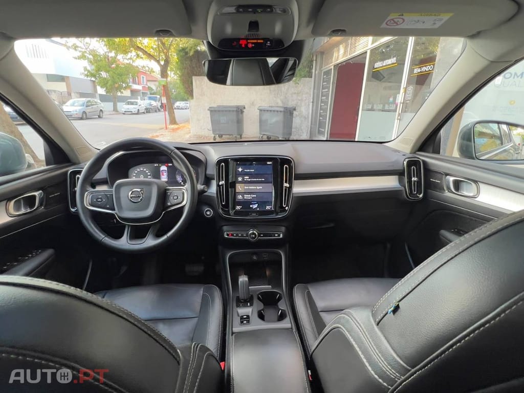 Volvo XC40 2.0 D3 Momentum Plus Geartronic
