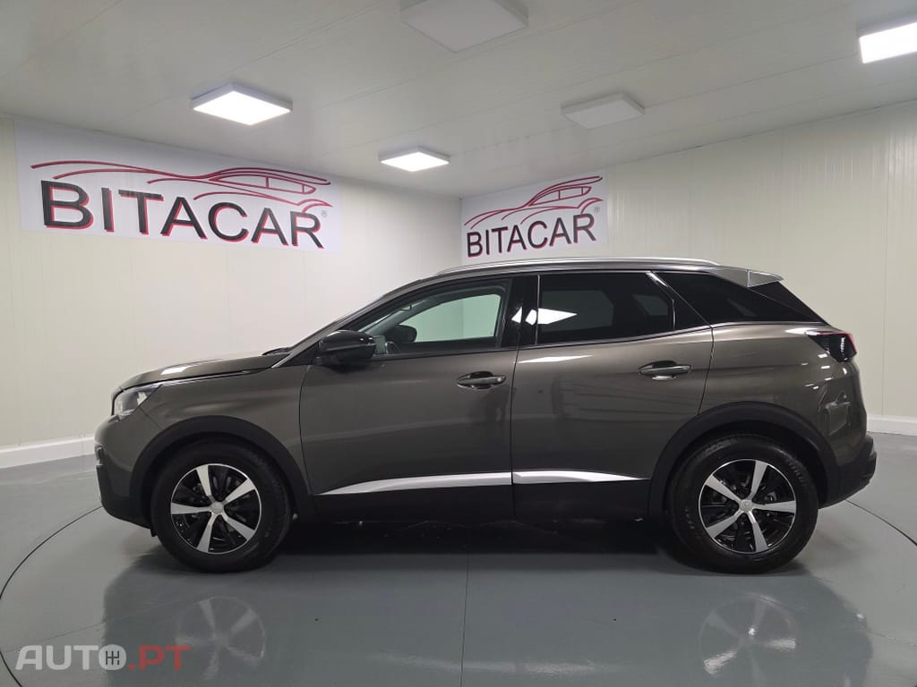 Peugeot 3008 1.5 BlueHDi Active
