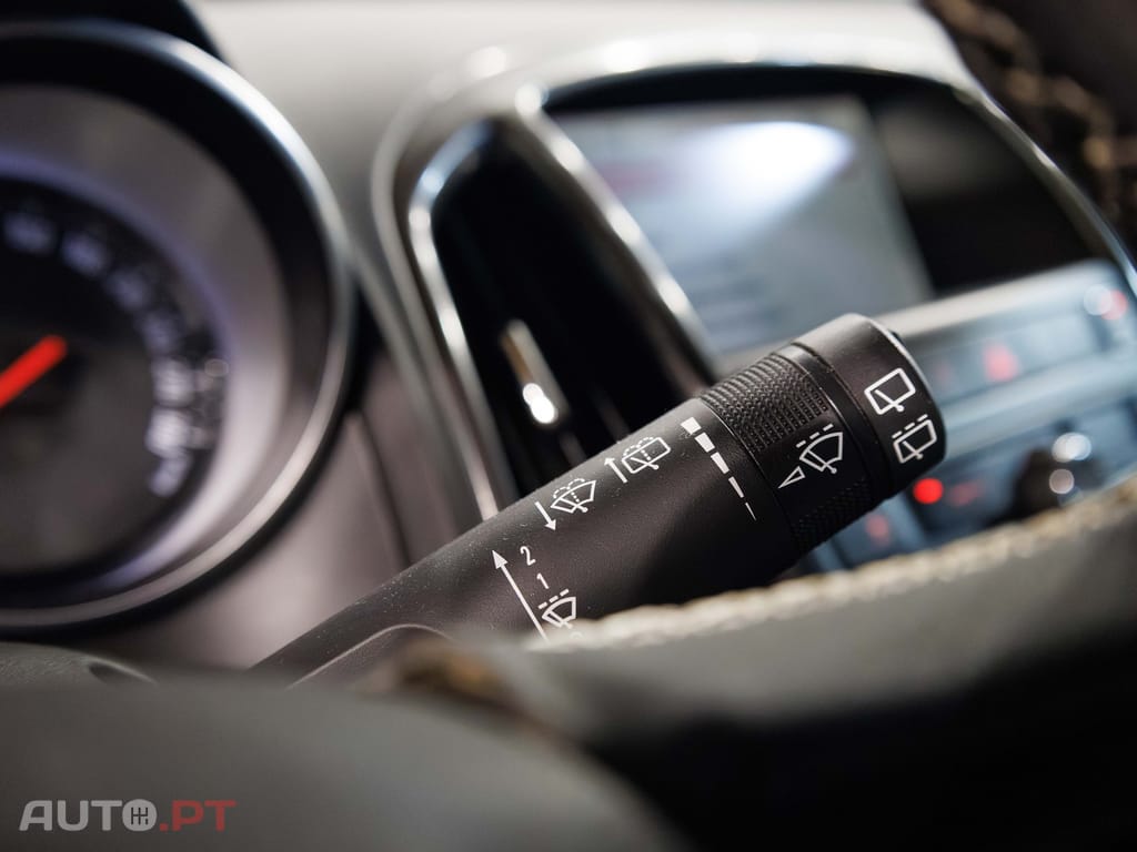 Opel Astra GTC OPC 2.0 T