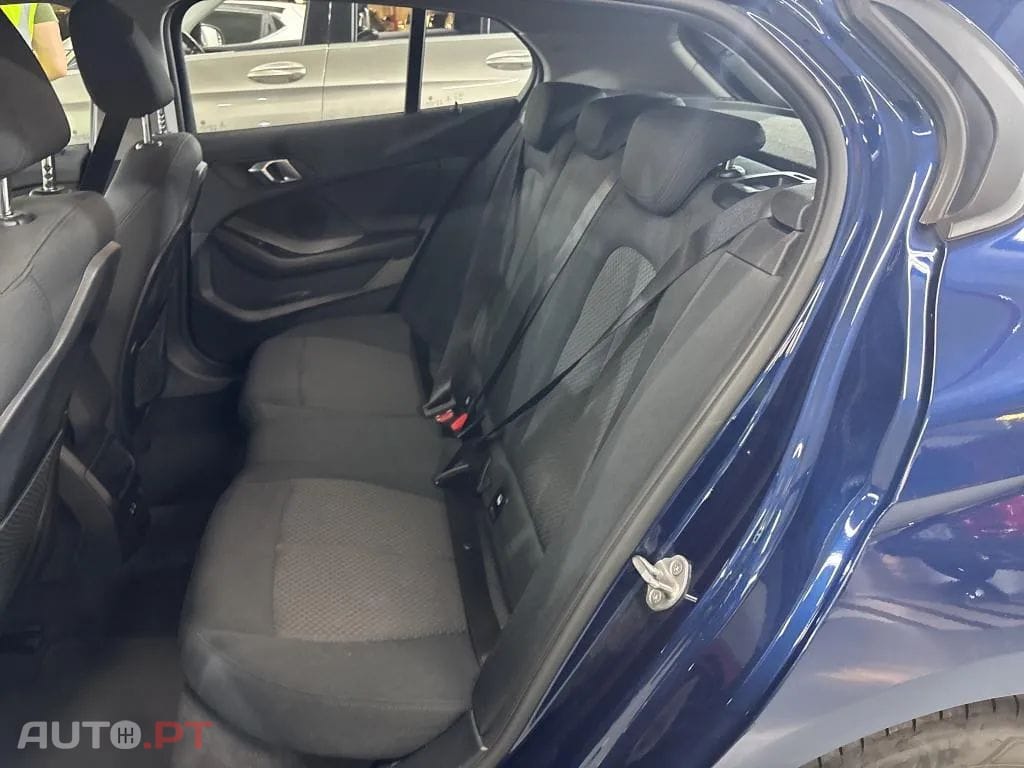 BMW 118 i Auto