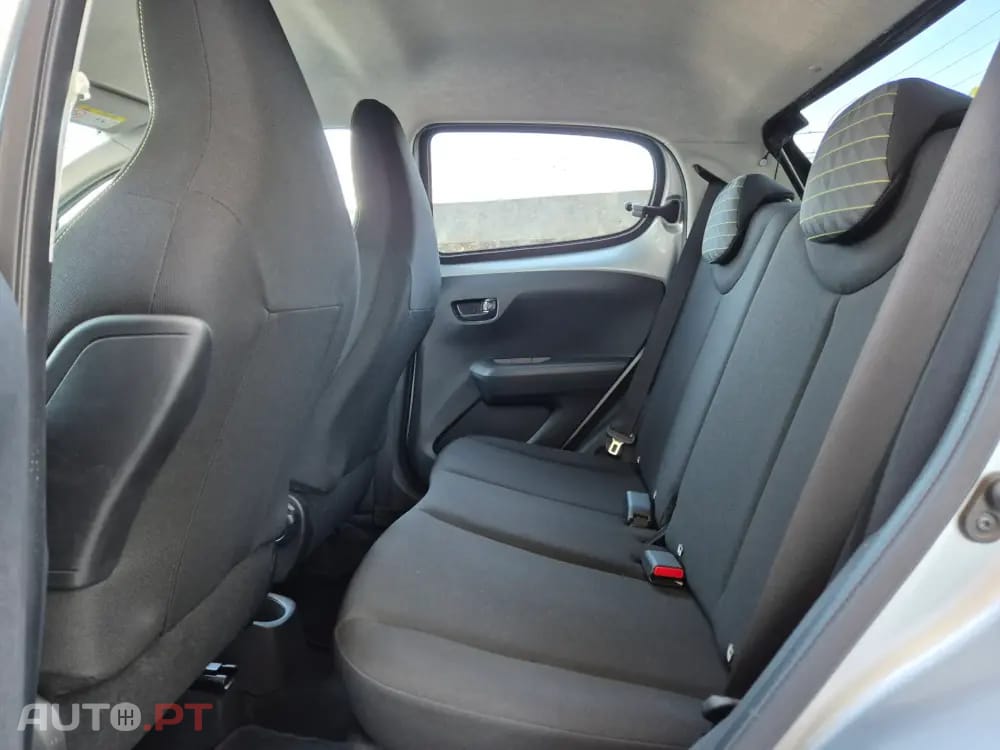 Peugeot 108 1.0 VTi Style