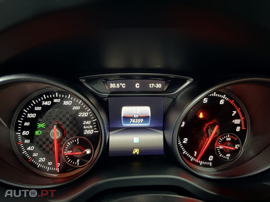 Mercedes-Benz A 200 AMG Line