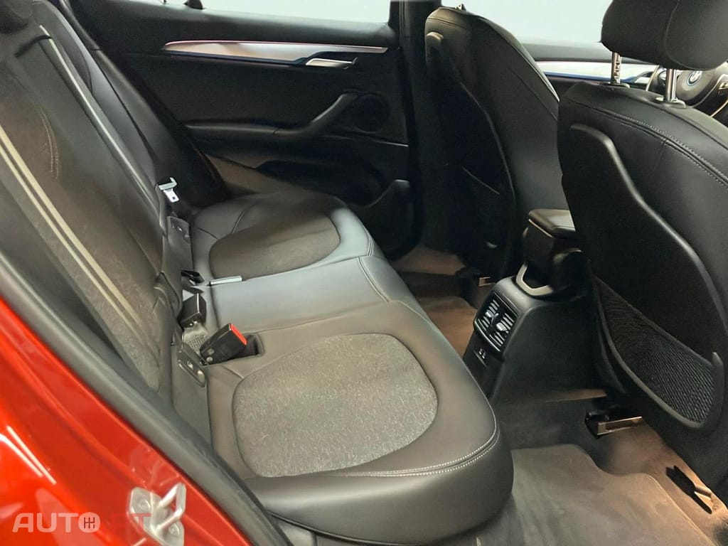 BMW X2 25 e xDrive Pack M