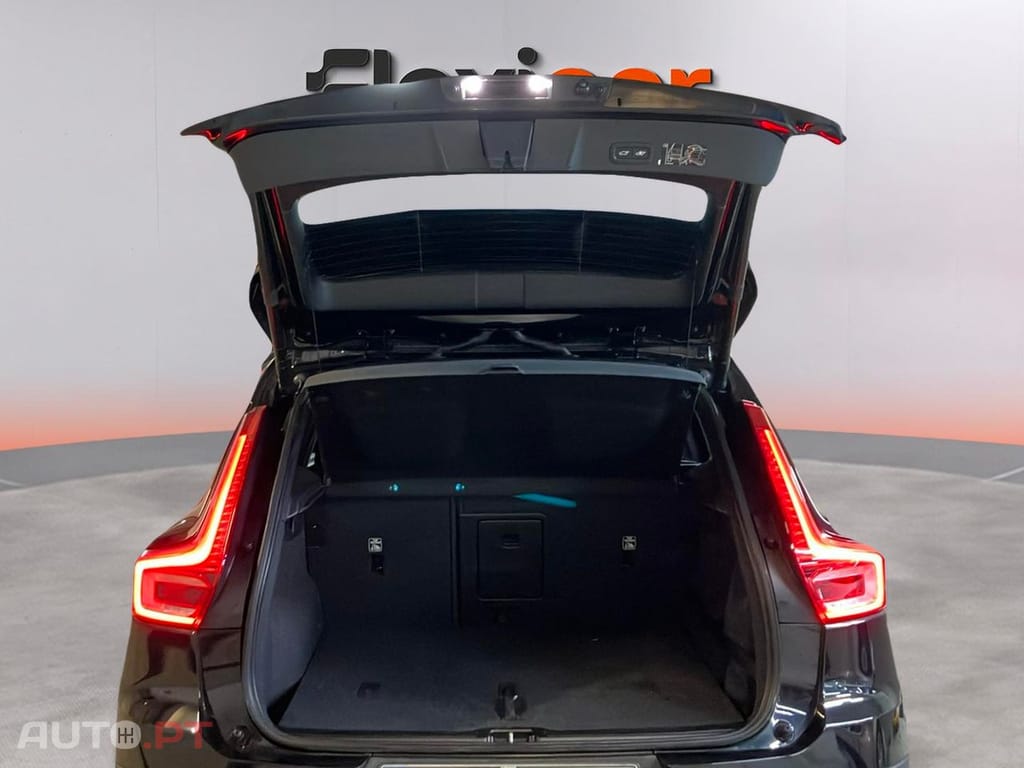 Volvo XC40 1.5 T3 Momentum Plus