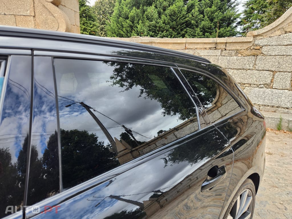 Audi A4 Avant 40 TDI S line S tronic