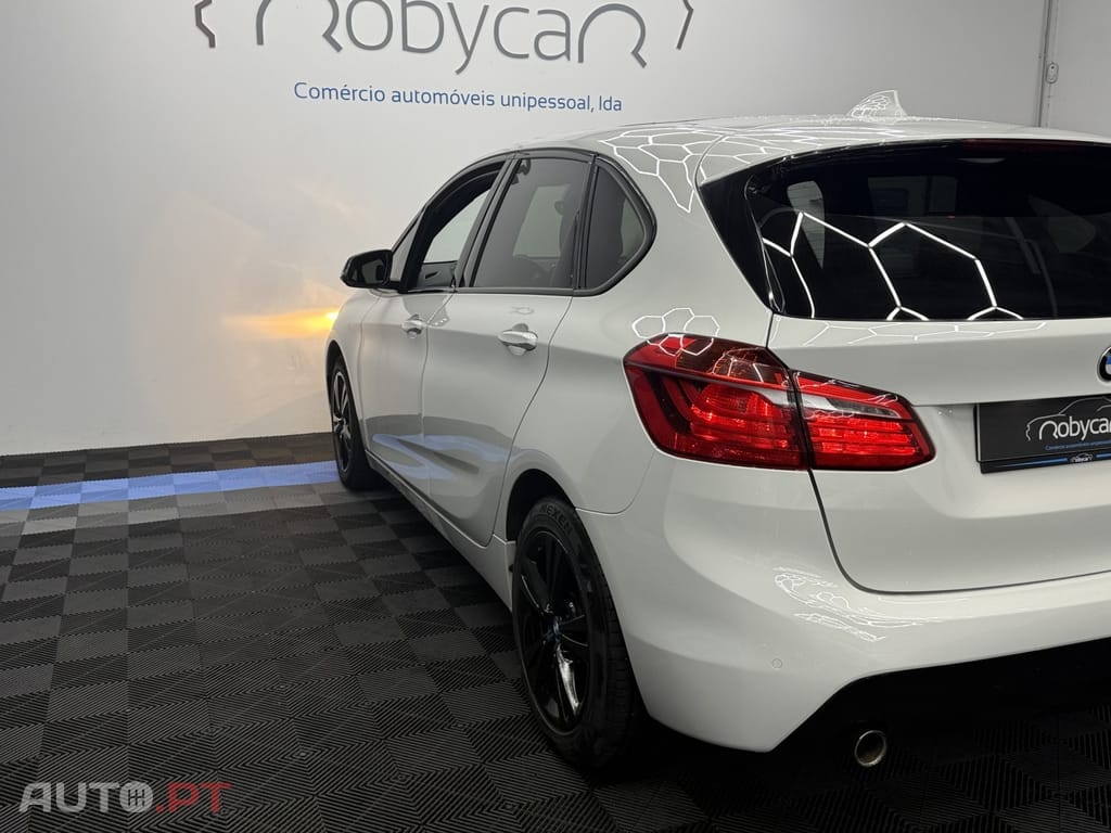 BMW 216 d Line Sport