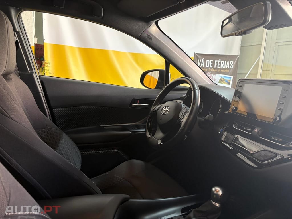 Toyota C-HR 1.8 Hybrid Exclusive