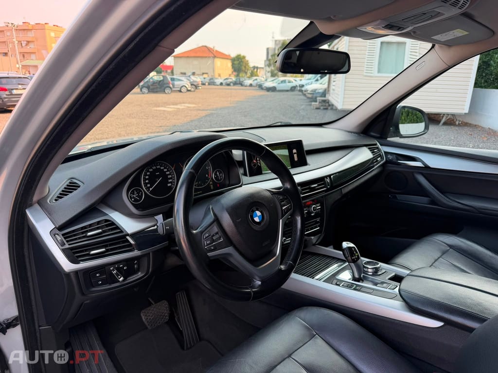 BMW X5 25 d sDrive Comfort 7L