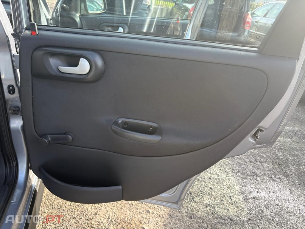 Opel Corsa 1.2 16V Enjoy