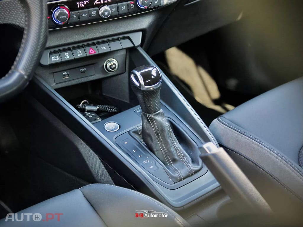 Audi A1 30 TFSI S line S tronic