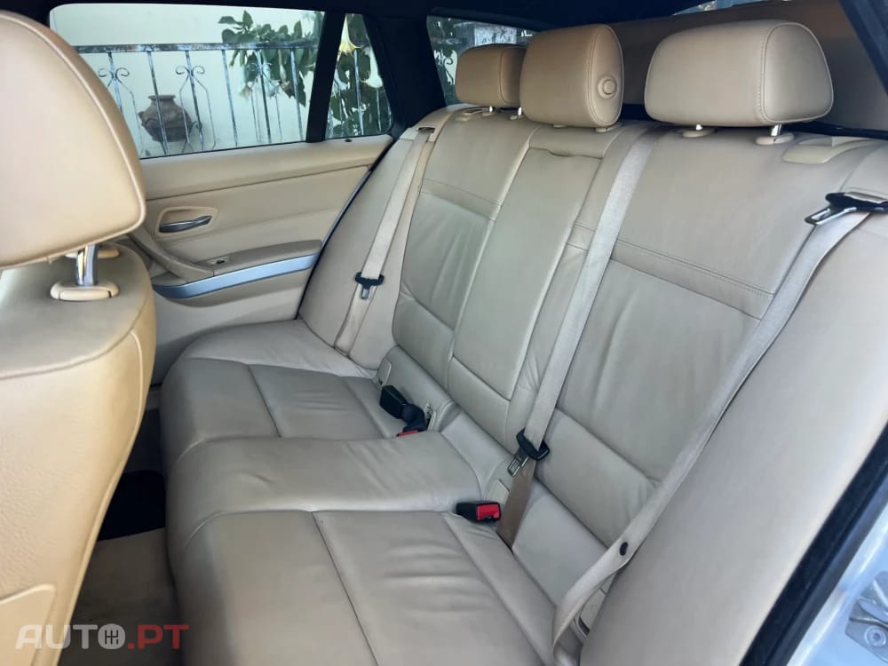 BMW 318 d Touring Auto Pack M