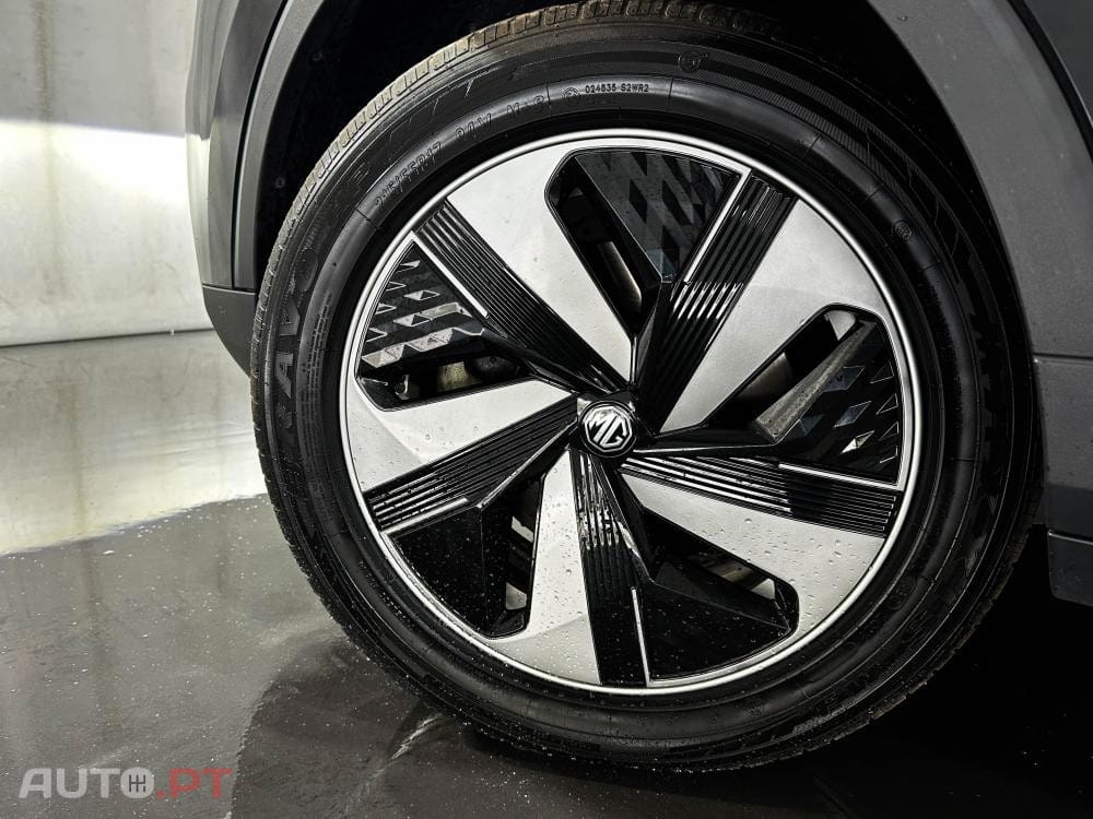 MG ZS EV 72.6 kWh Luxury