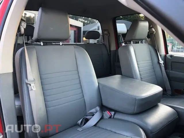 Dodge RAM 3.7 V6 GPL 6 Lugares