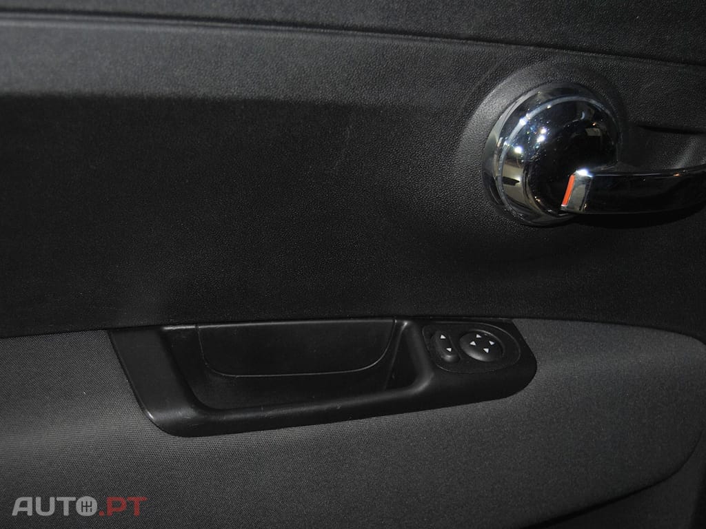 Fiat 500 1.0 Hybrid RED