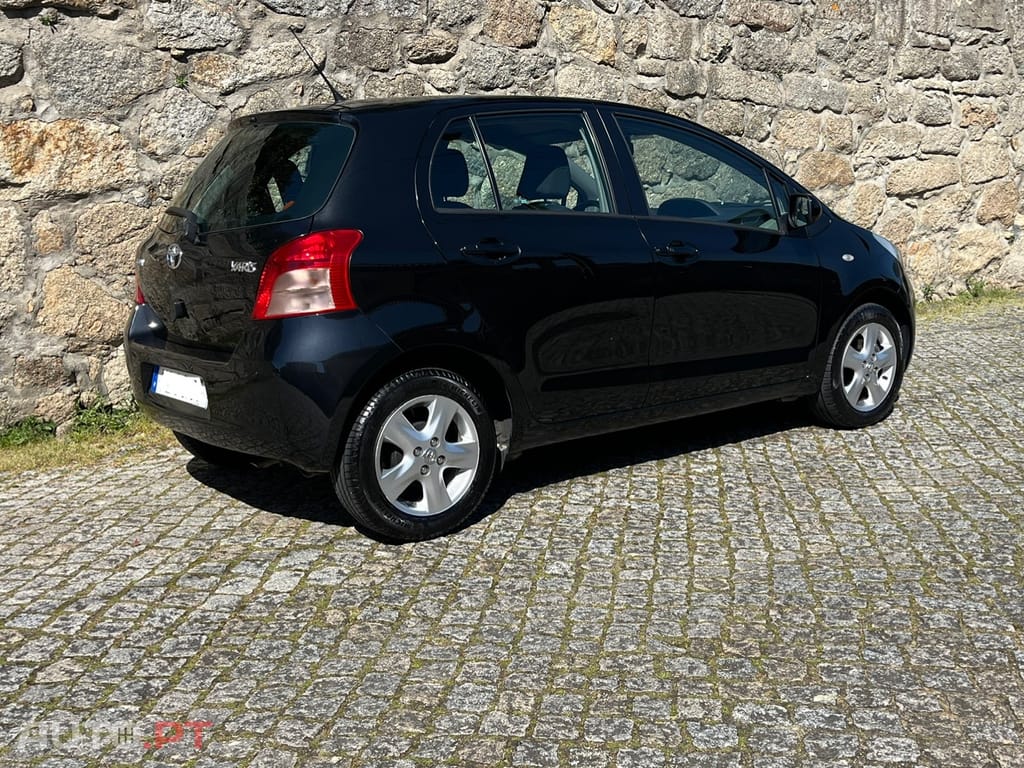 Toyota Yaris 1.0 VVT-i Sol High Pack Automático