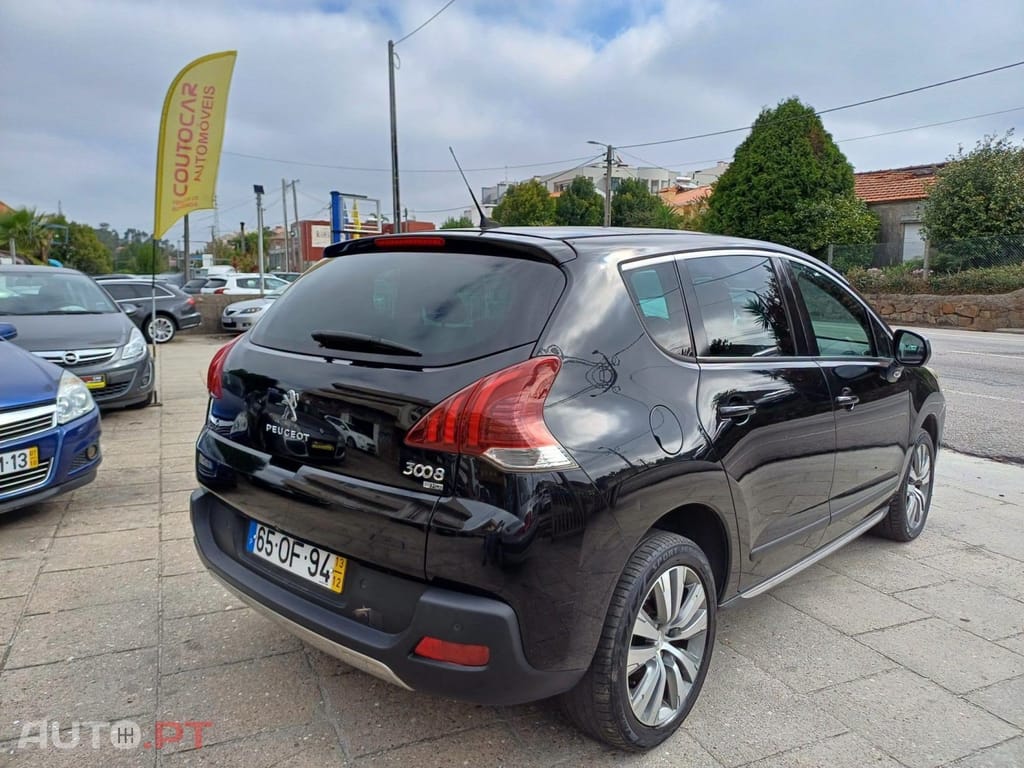 Peugeot 3008 1.6 e-HDi Allure 2-Tronic 110g — fotografia 5