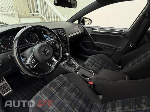 Volkswagen Golf GTE