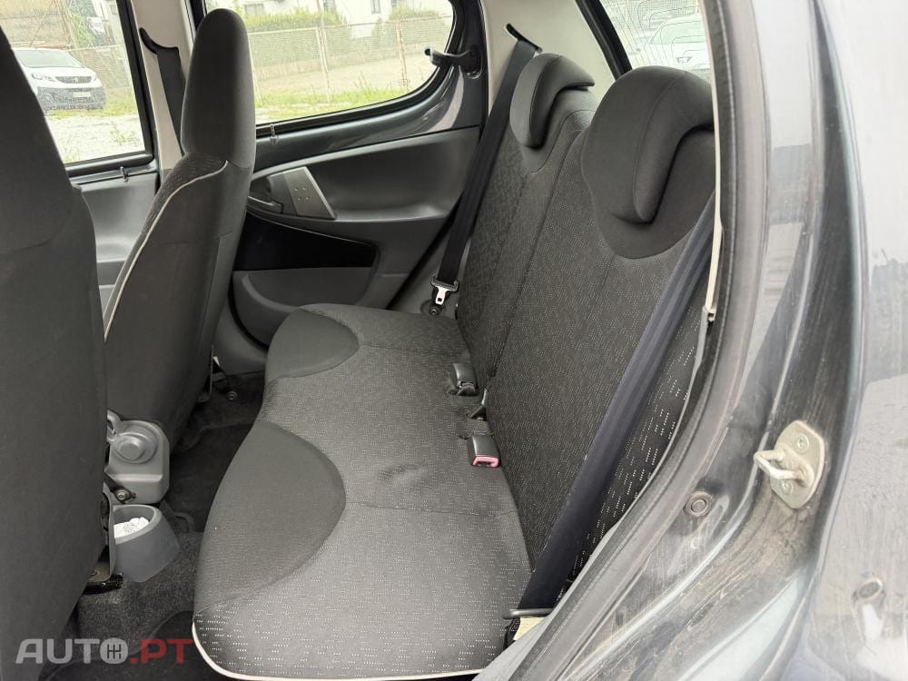 Peugeot 107 1.0 Sportium