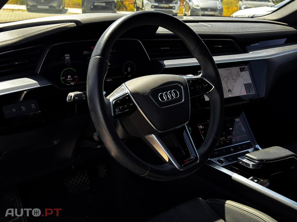Audi E-Tron 55 quattro S line
