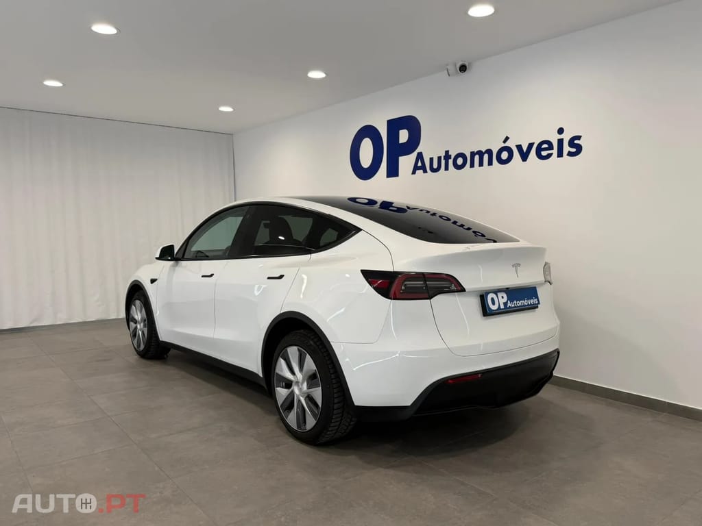 Tesla Model Y Long Range Tracção integral