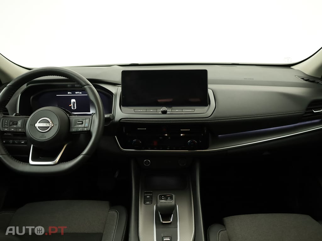 Nissan Qashqai Qashqai 1.3 DIG-T N-Connecta LED Xtronic