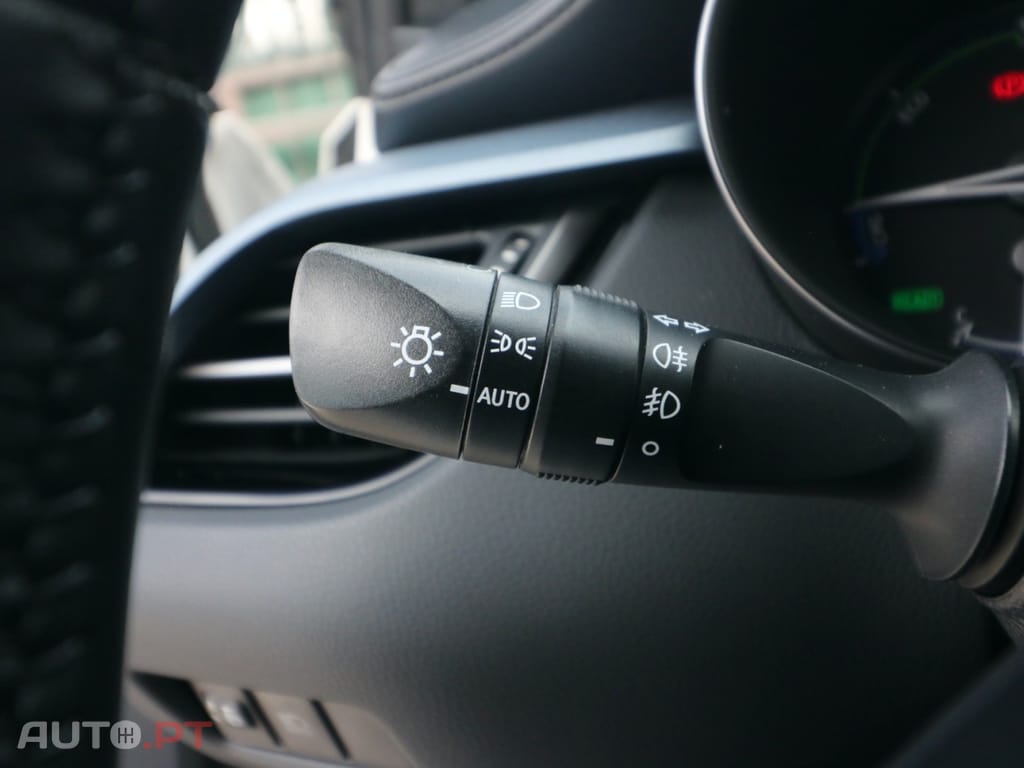 Toyota C-HR 1.8 Hybrid Exclusive+P.Luxury