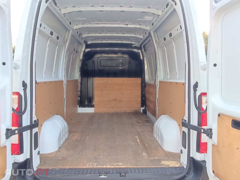 Renault Master 2.3 dCi L2H2 3.5T — fotografia 5