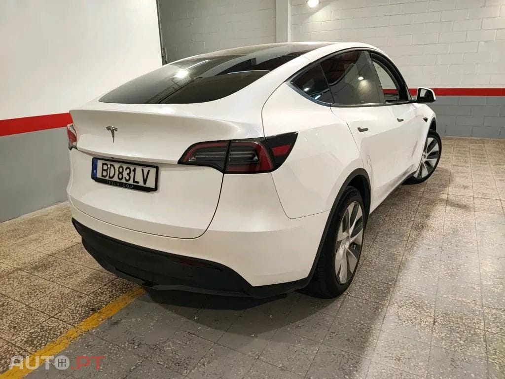 Tesla Model Y Tração Traseira