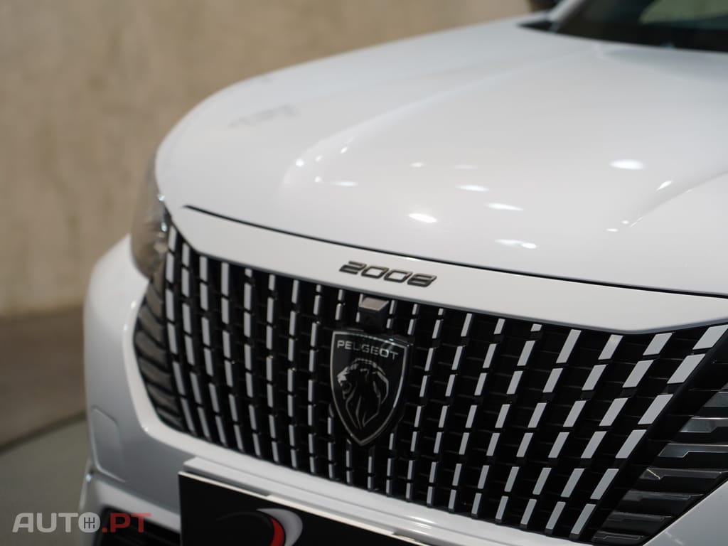 Peugeot 2008 1.2 PureTech Allure