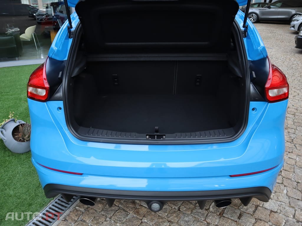 Ford Focus 2.3 EcoBoost RS Pack Performance