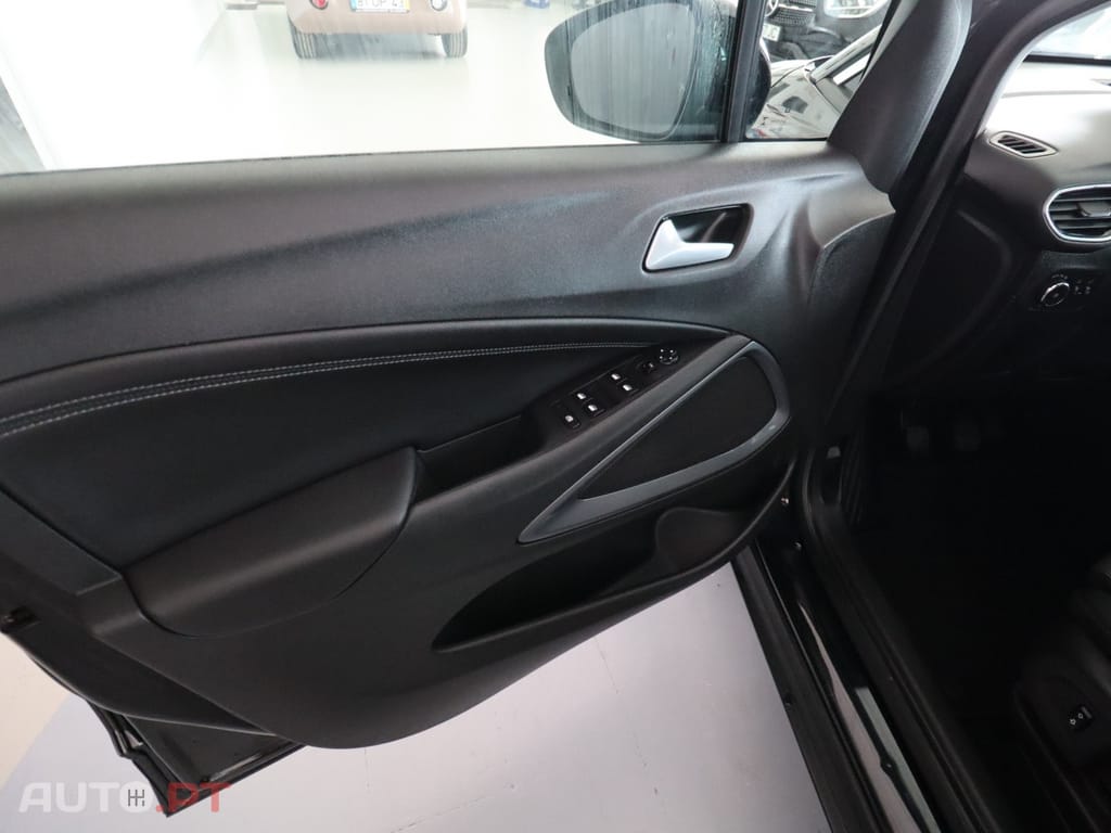 Opel Crossland 1.5 D Business Edition