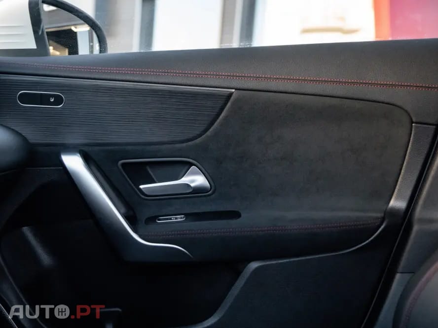 Mercedes-Benz CLA 250 e 8G-DCT AMG Line