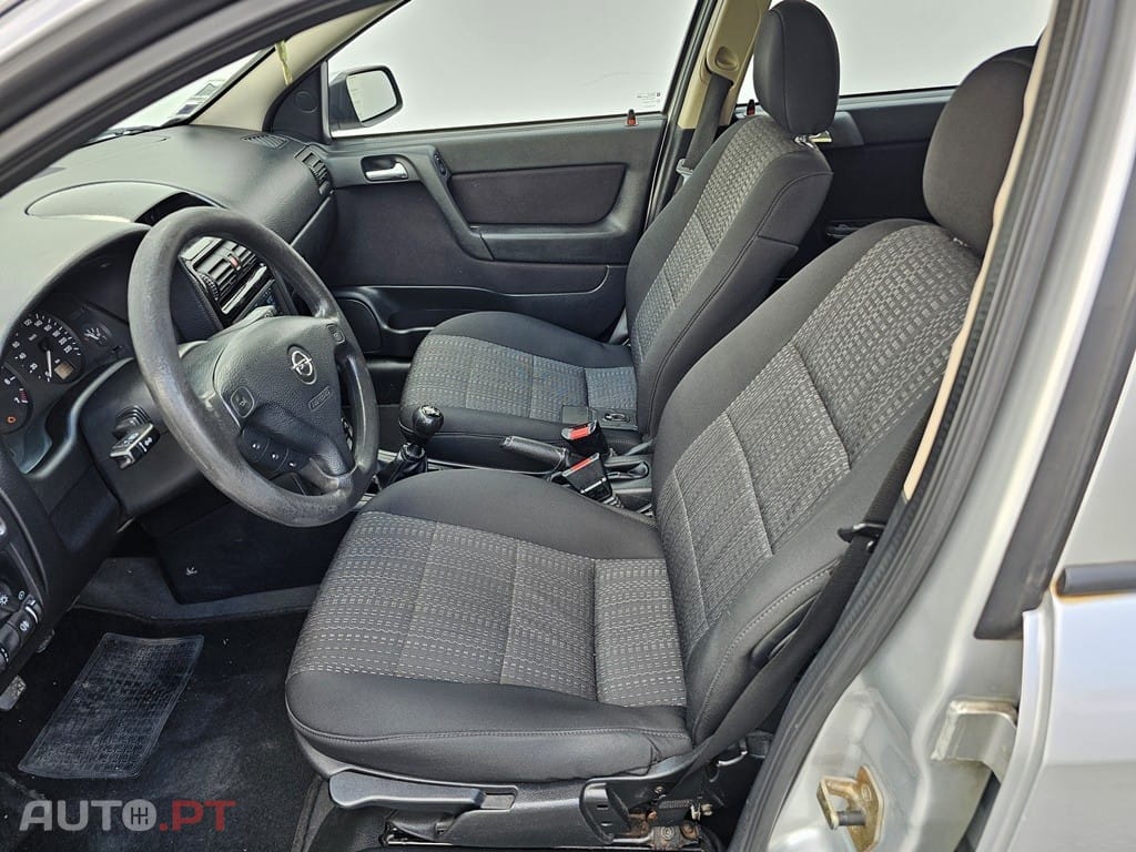 Opel Astra 1.2 Selection