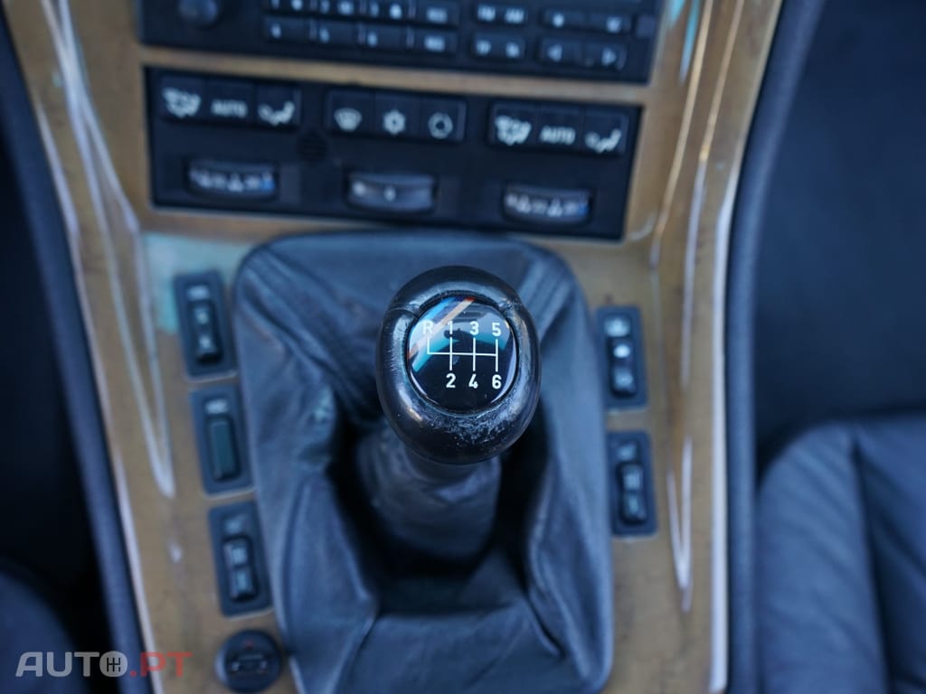BMW 850 CSi