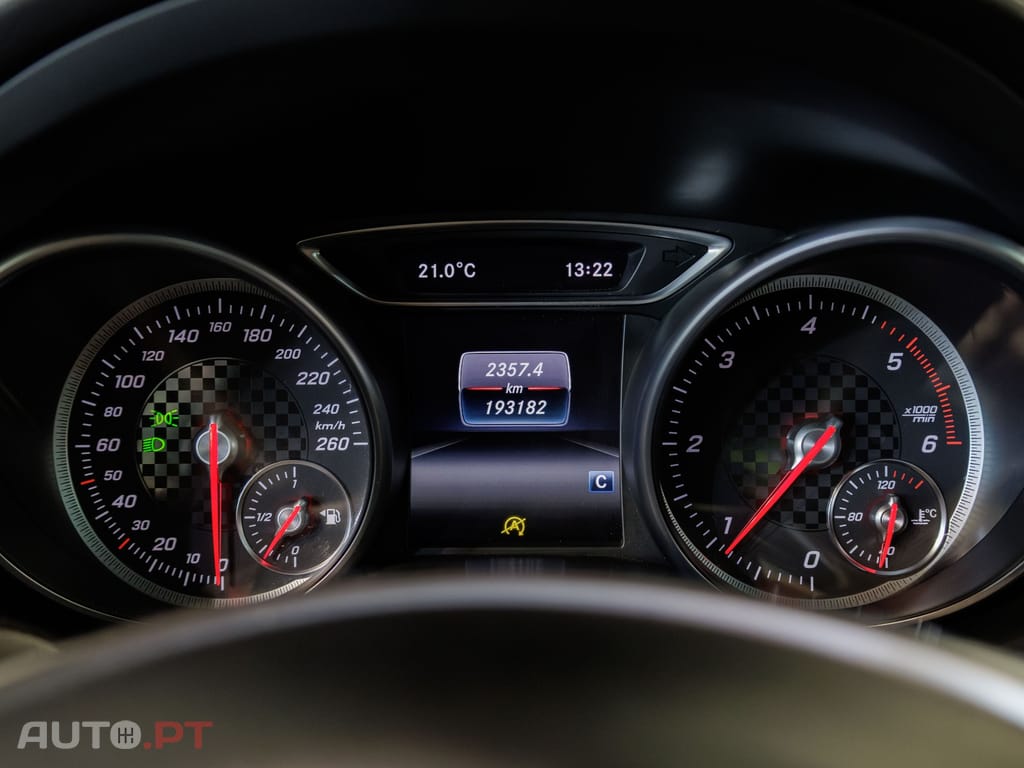 Mercedes-Benz A 180 d AMG Line
