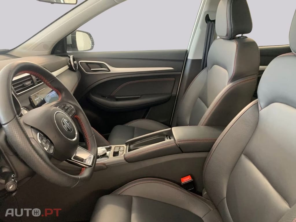 MG ZS EV Luxury 