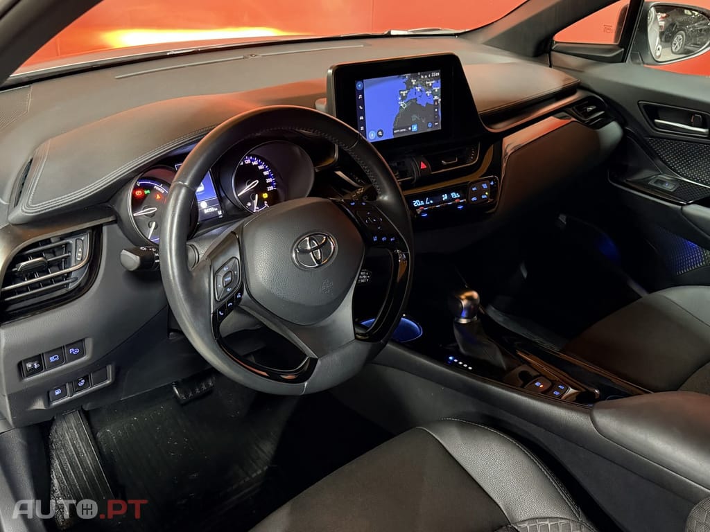 Toyota C-HR 1.8 Hybrid Exclusive+P.Luxury