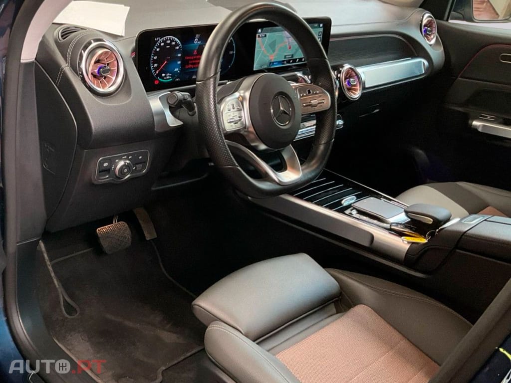 Mercedes-Benz EQB 300 AMG 95% I.V.A DEDUTIVEL 