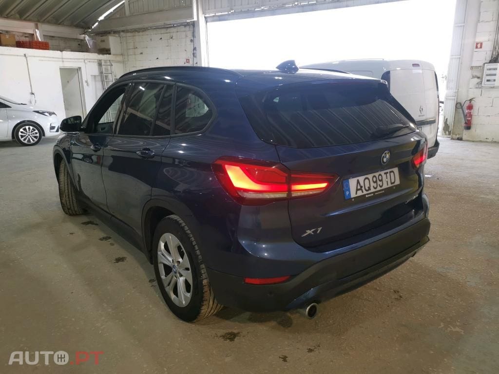 BMW X1 25 e xDrive Corporate Edition