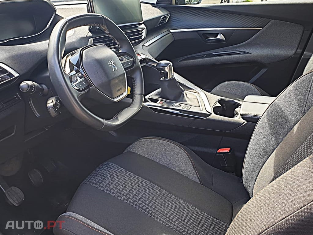Peugeot 3008 1.5 BlueHDi Active Pack