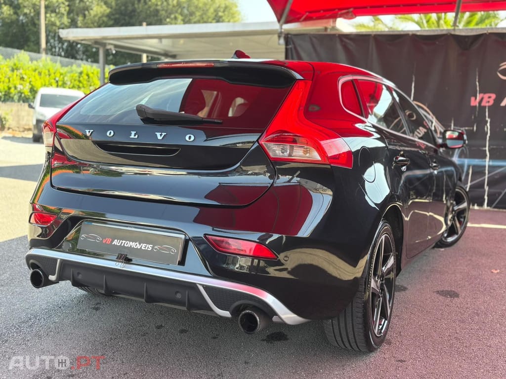 Volvo V40 1.6 D2 R-Design