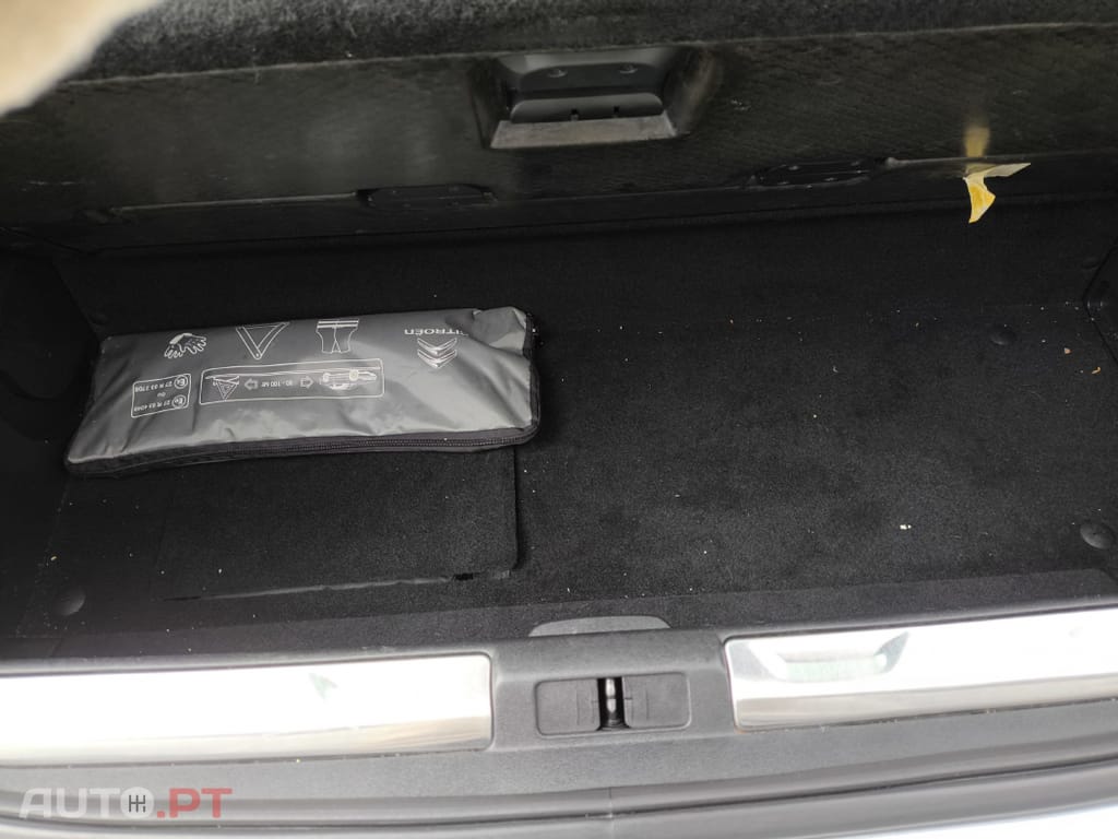 DS DS5 2.0HDi SPORTCHIC HYbrid4 