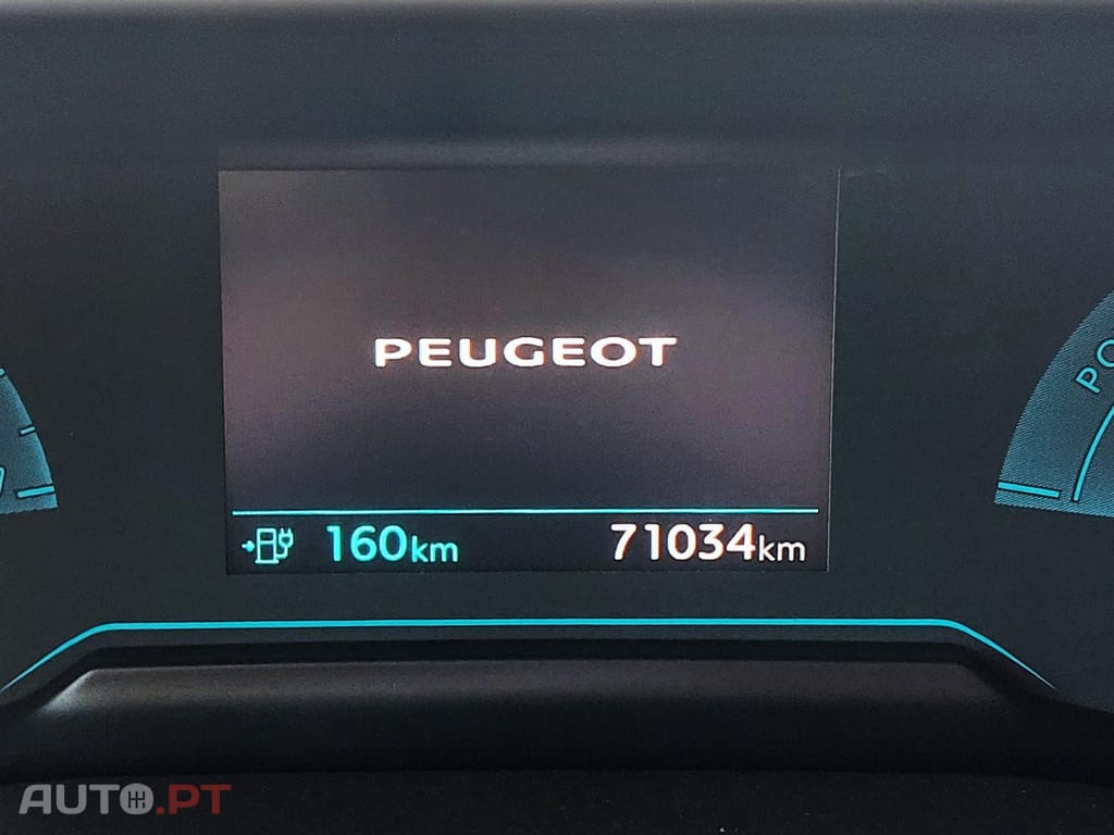 Peugeot E-2008 50 kWh Active Pack
