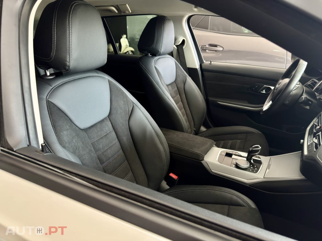 BMW 330 e Touring Corporate Edition Auto