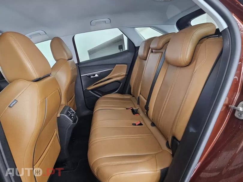 Peugeot 3008 1.6 BlueHDi Allure EAT6