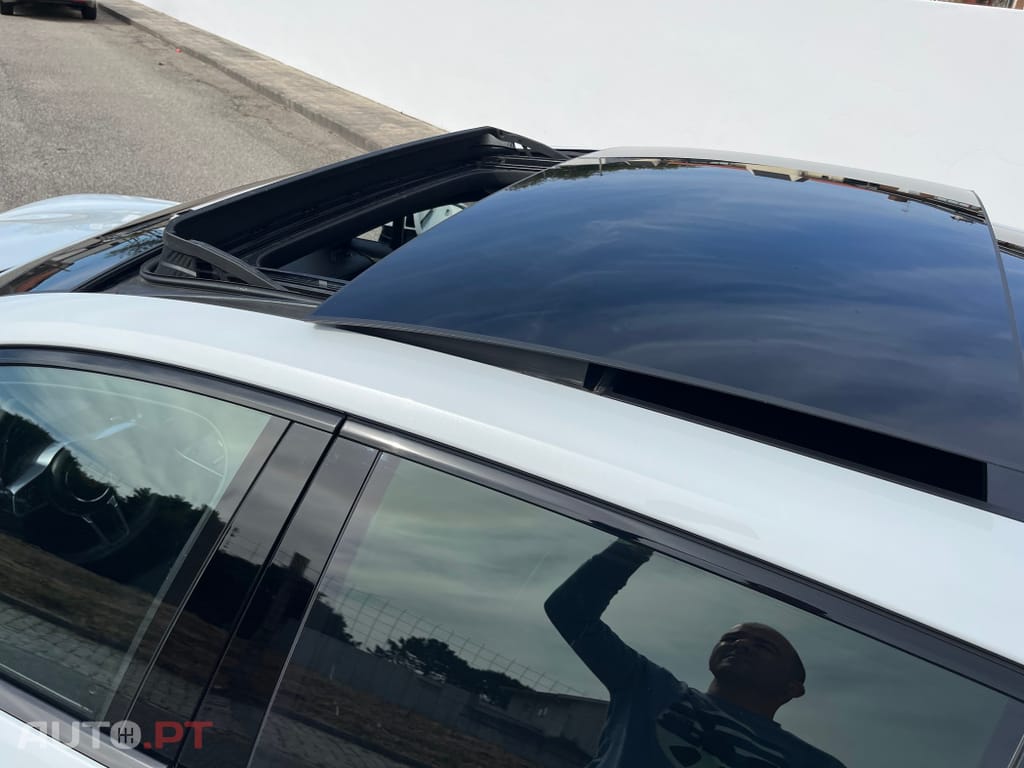Porsche Panamera 4 E-Hybrid